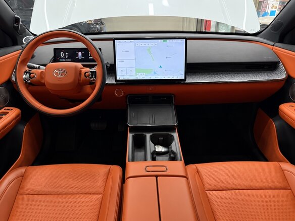 2026 Toyota bZ3X 58.3 kWh, белый, 2750002 рублей - вид 21