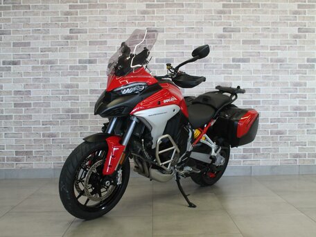 2021 Ducati Multistrada V4, красный, 2199000 рублей, вид 2