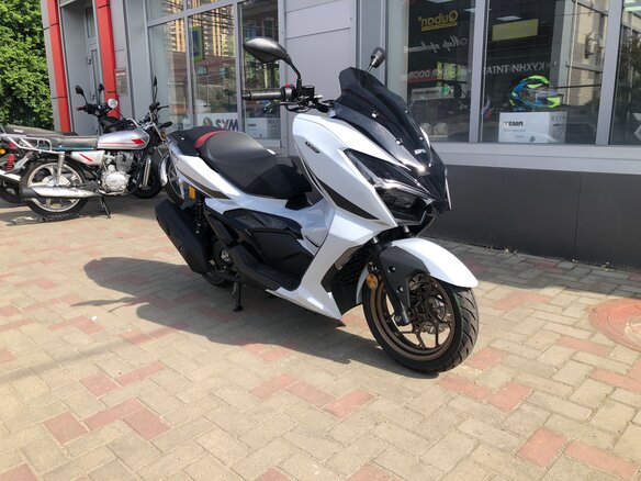 2026 GPX DZ3, белый, 350000 рублей - вид 1