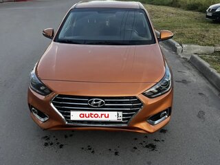 2017 Hyundai Solaris II, золотистый, 1070000 рублей, вид 2