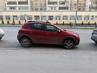 2020 Renault Sandero Stepway II Рестайлинг, красный, 1250000 рублей, вид 3