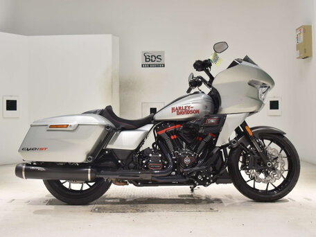 2025 Harley-Davidson CVO Road Glide ST, серебристый, 4400000 рублей, вид 1