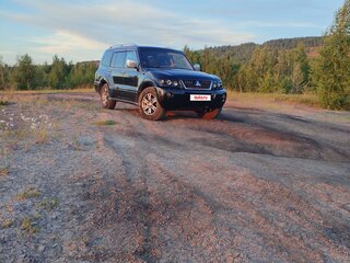 2005 Mitsubishi Pajero III Рестайлинг, чёрный, 750000 рублей, вид 2