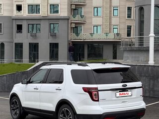2013 Ford Explorer Sport V, белый, 1700000 рублей, вид 4