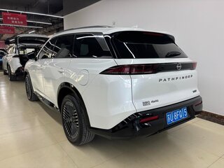 2025 Nissan Pathfinder V (China Market), белый, 4490999 рублей, вид 4