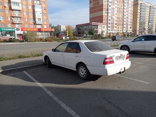 1999 Nissan Bluebird QG18 XI (U14), белый, 290000 рублей, вид 4
