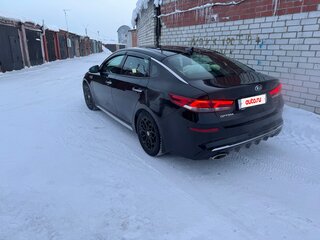 2020 Kia Optima IV Рестайлинг, чёрный, 2450000 рублей, вид 5