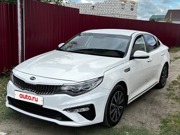 2019 Kia Optima IV Рестайлинг, белый, 1490000 рублей