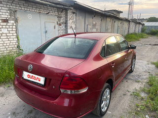 2013 Volkswagen Polo V, красный, 630000 рублей, вид 5