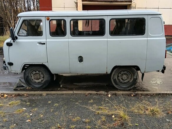 2021 УАЗ 2206, серый, 700000 рублей - вид 1