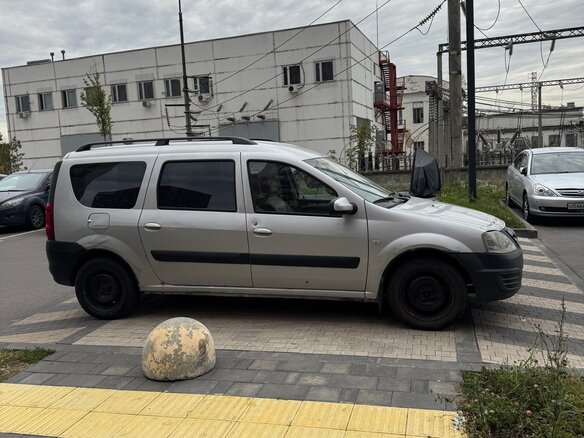 2013 Lada (ВАЗ) Largus I, серебристый, 480000 рублей - вид 1