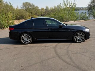 2020 BMW 5 серии 530d xDrive VII (G30/G31/G38), чёрный, 4500000 рублей, вид 2