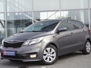 2017 Kia Rio III Рестайлинг, серый, 1050000 рублей, вид 1