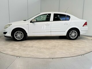 2008 Opel Astra H Рестайлинг, белый, 450000 рублей, вид 2