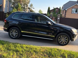 2015 Volkswagen Touareg II Рестайлинг, чёрный, 2000000 рублей, вид 3