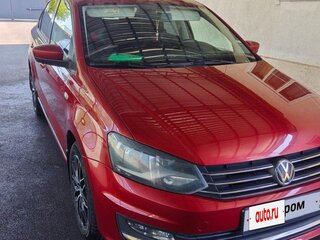 2016 Volkswagen Polo V Рестайлинг, красный, 1200000 рублей, вид 1