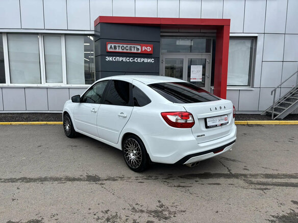 2023 Lada (ВАЗ) Granta I Рестайлинг, белый - вид 16