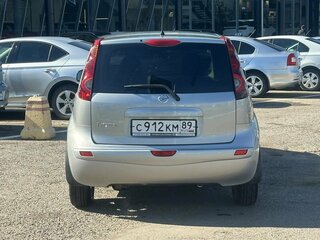 2012 Nissan Note I Рестайлинг, серебристый, 695000 рублей, вид 5
