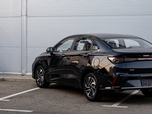 2025 BAIC U5 Plus, чёрный, 2448000 рублей - вид 8