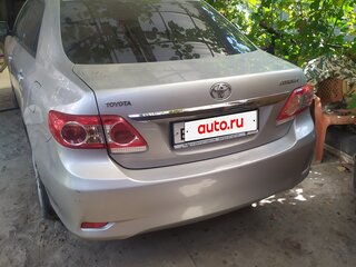 2012 Toyota Corolla X (E140, E150) Рестайлинг, серебристый, 1100000 рублей, вид 3
