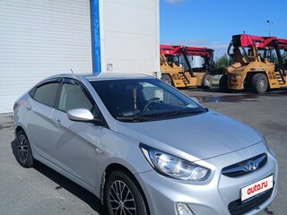 2011 Hyundai Solaris I, серый, 890000 рублей, вид 2