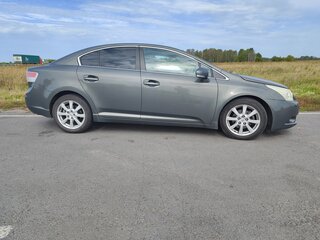 2009 Toyota Avensis III, зелёный, 980000 рублей, вид 3