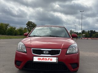 2011 Kia Rio II Рестайлинг, красный, 600000 рублей, вид 2