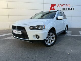 2011 Mitsubishi Outlander II Рестайлинг, белый, 1190000 рублей, вид 1