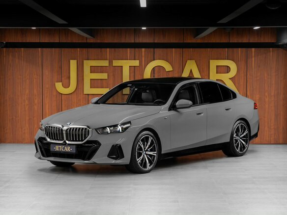 2024 BMW 5 серии 530i xDrive VIII (G60/G61/G68), серый, 8300000 рублей