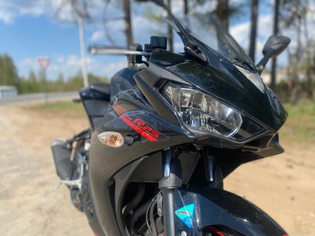 2015 Yamaha YZF-R25, чёрный, 349000 рублей, вид 1