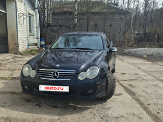 2007 Mercedes-Benz C-Класс 180 II (W203) Рестайлинг, чёрный, 450000 рублей, вид 2