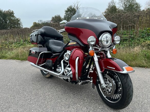 2010 Harley-Davidson Electra Glide, красный, 930000 рублей - вид 16