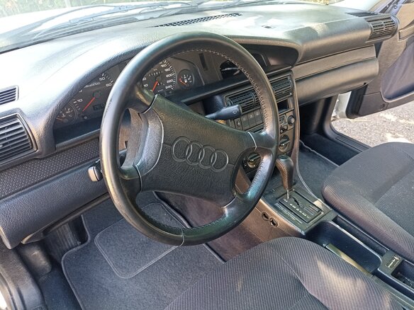 1992 Audi 100 IV (C4), белый, 350000 рублей - вид 5