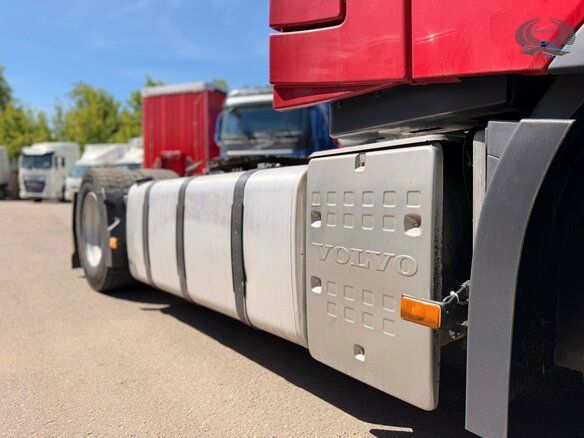 2018 Volvo FH, красный - вид 4