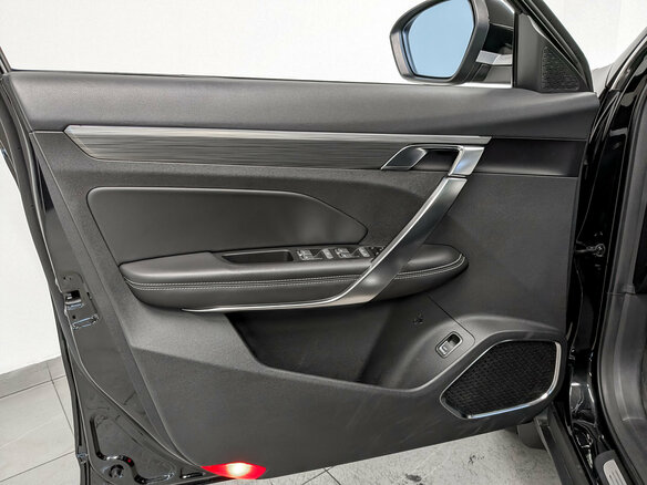 2023 Geely Atlas Pro, чёрный, 2050000 рублей - вид 18