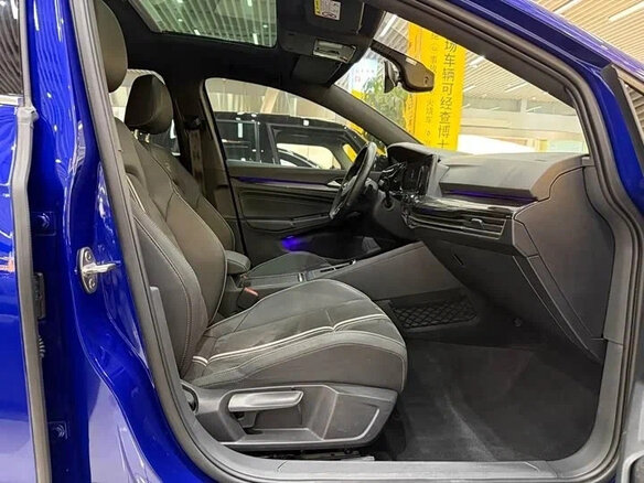 2023 Volkswagen Golf VIII, синий - вид 16