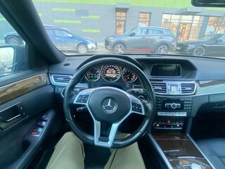2014 Mercedes-Benz E-Класс 200 IV (W212, S212, C207) Рестайлинг, чёрный, 1780000 рублей, вид 4