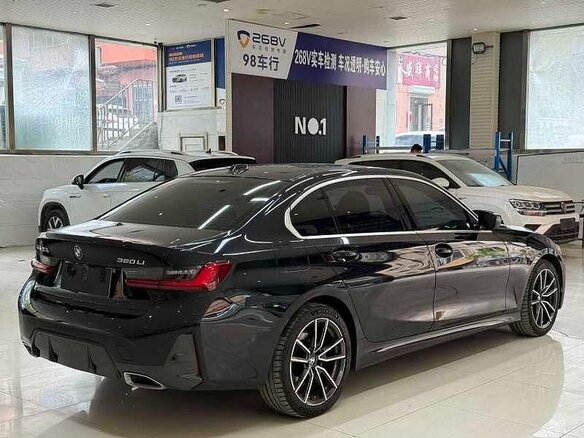 2023 BMW 3 серии Long 320Li VII (G2x) Рестайлинг, чёрный, 3675000 рублей - вид 3