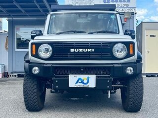 2023 Suzuki Jimny Sierra IV, белый, 2000000 рублей, вид 3