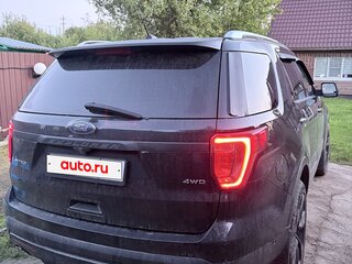 2016 Ford Explorer V Рестайлинг, чёрный, 2650000 рублей, вид 5