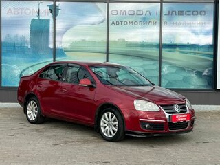 2008 Volkswagen Jetta V, красный, 375000 рублей, вид 3