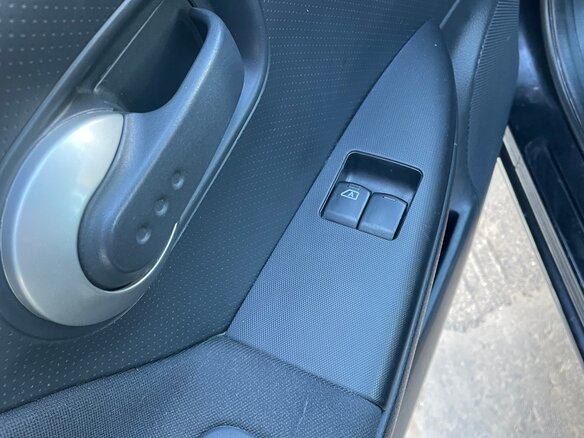 2011 Nissan Note I Рестайлинг, чёрный, 445000 рублей - вид 17