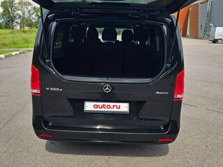 2022 Mercedes-Benz V-Класс Extra Long 300 d экстра длинный III (W447) Рестайлинг, чёрный, 7600000 рублей, вид 3