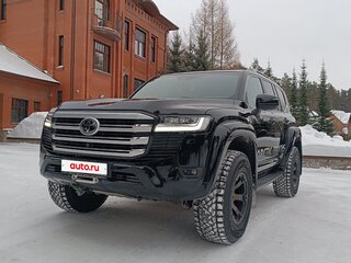 2022 Toyota Land Cruiser 300 Series, чёрный, 13997000 рублей, вид 4