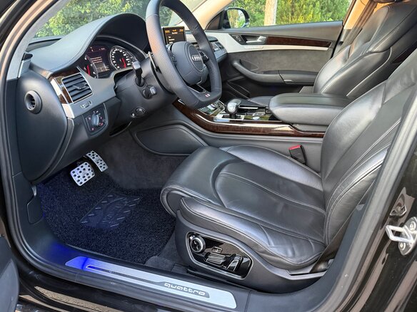 2015 Audi A8 Long III (D4) Рестайлинг, чёрный - вид 13