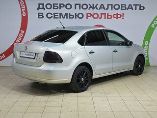2014 Volkswagen Polo V, серебристый, 597000 рублей, вид 4