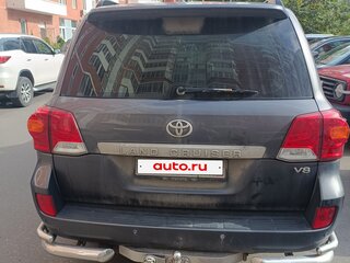 2013 Toyota Land Cruiser 200 Series Рестайлинг 1, серый, 4700000 рублей, вид 2
