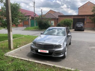 2011 Mercedes-Benz C-Класс 180 BlueEFFICIENCY III (W204) Рестайлинг, серый, 1500000 рублей, вид 1
