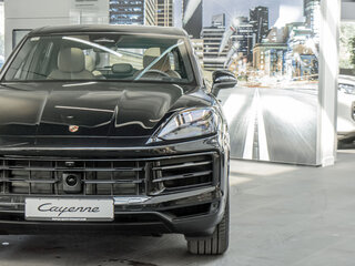 2026 Porsche Cayenne III Рестайлинг, чёрный, 16995000 рублей, вид 2