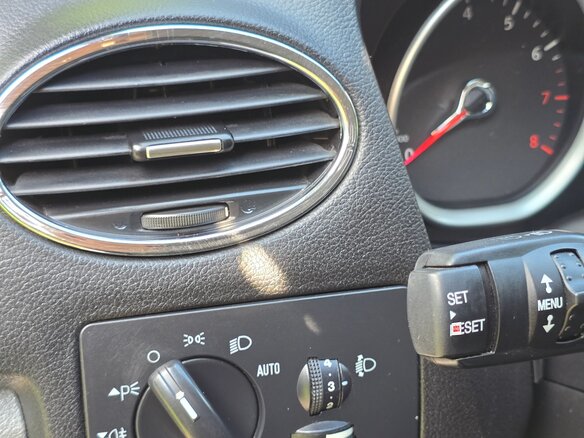 2008 Ford Focus II Рестайлинг, серебристый, 549000 рублей - вид 25